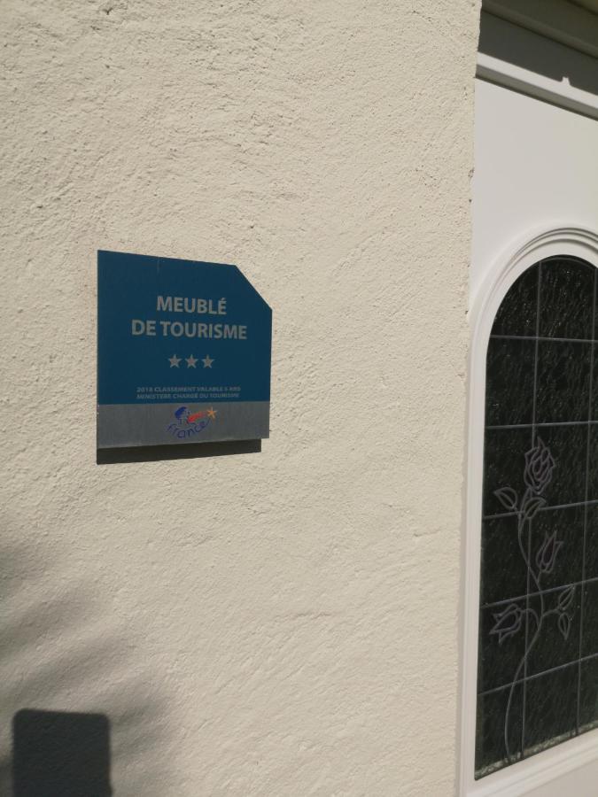 Gite Pause Au Jardin Piscine Chauffee Saint-Branchs Exterior photo